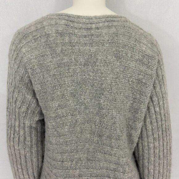 Gap Women's Sweater Size L Grey Scoop Neck Long Sleeve Ribbed Pattern - Picture 5 of 9